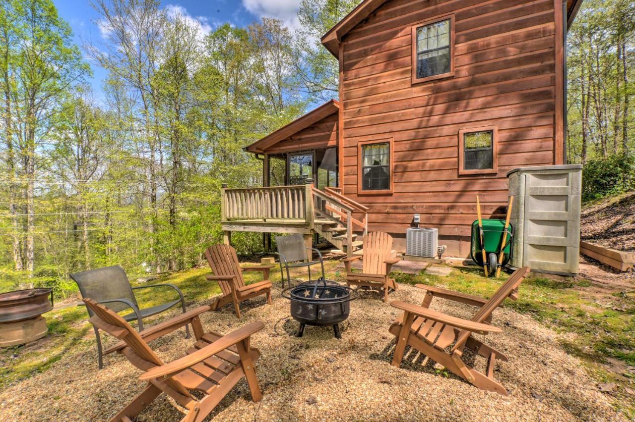 Cozy Hiawassee Cabin With Fire Pit And Mtn Views! Zewnętrze zdjęcie