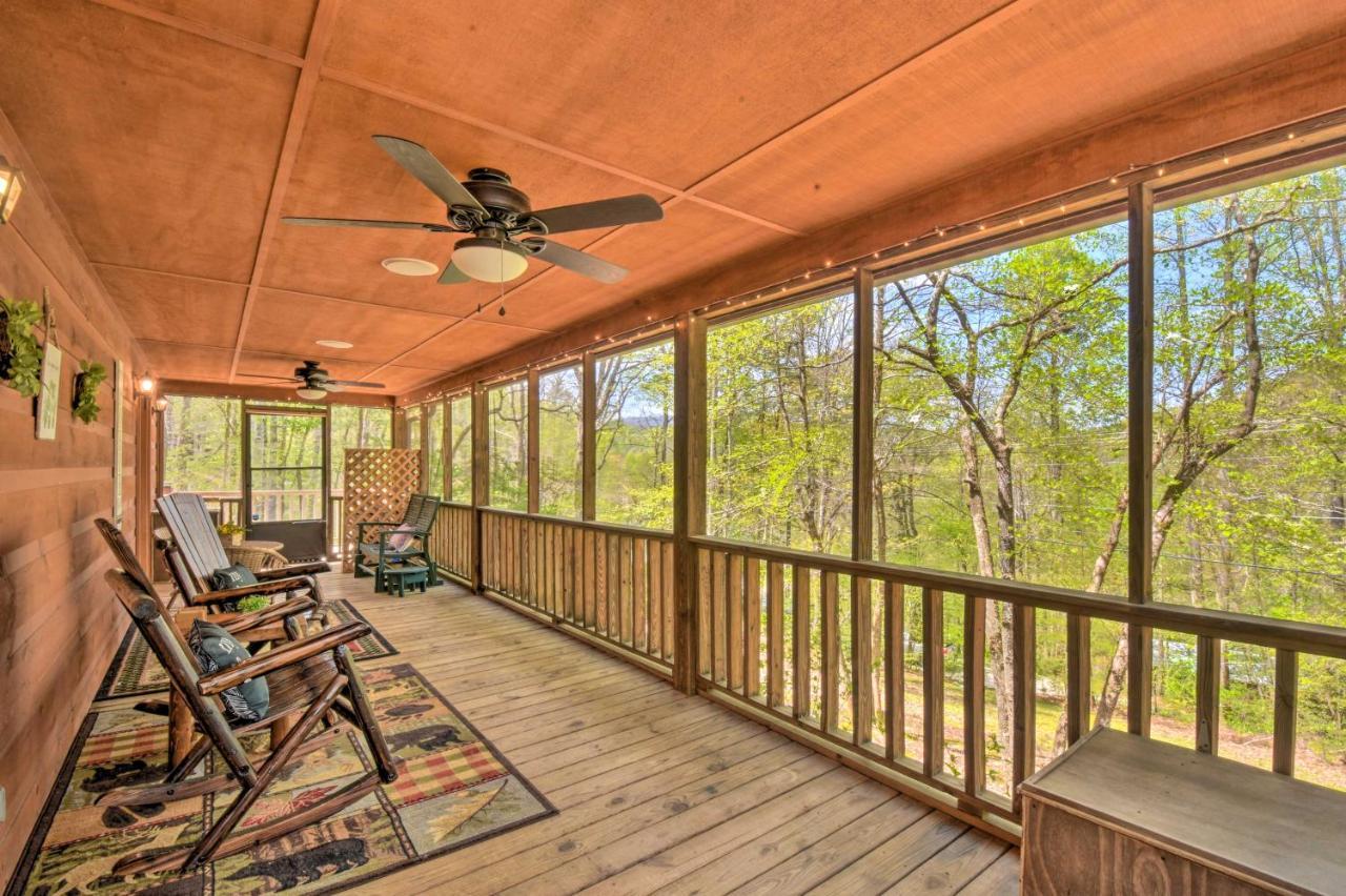 Cozy Hiawassee Cabin With Fire Pit And Mtn Views! Zewnętrze zdjęcie