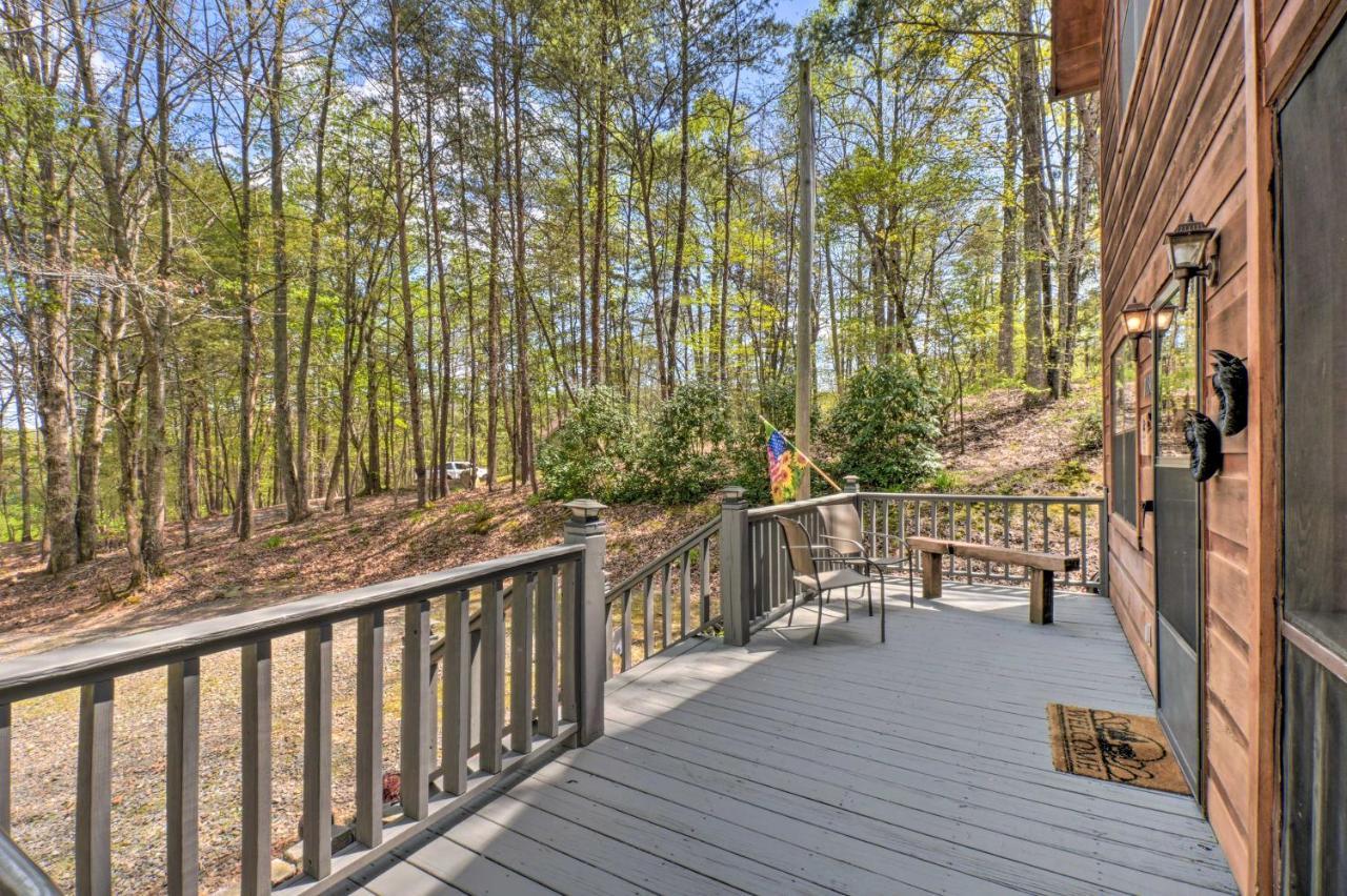 Cozy Hiawassee Cabin With Fire Pit And Mtn Views! Zewnętrze zdjęcie